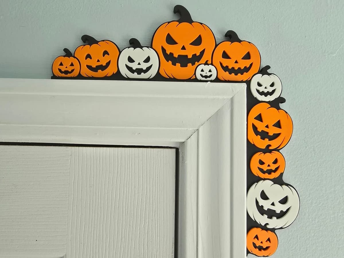 Jack-o-Lantern Door Frame Corner Decor Set for Halloween