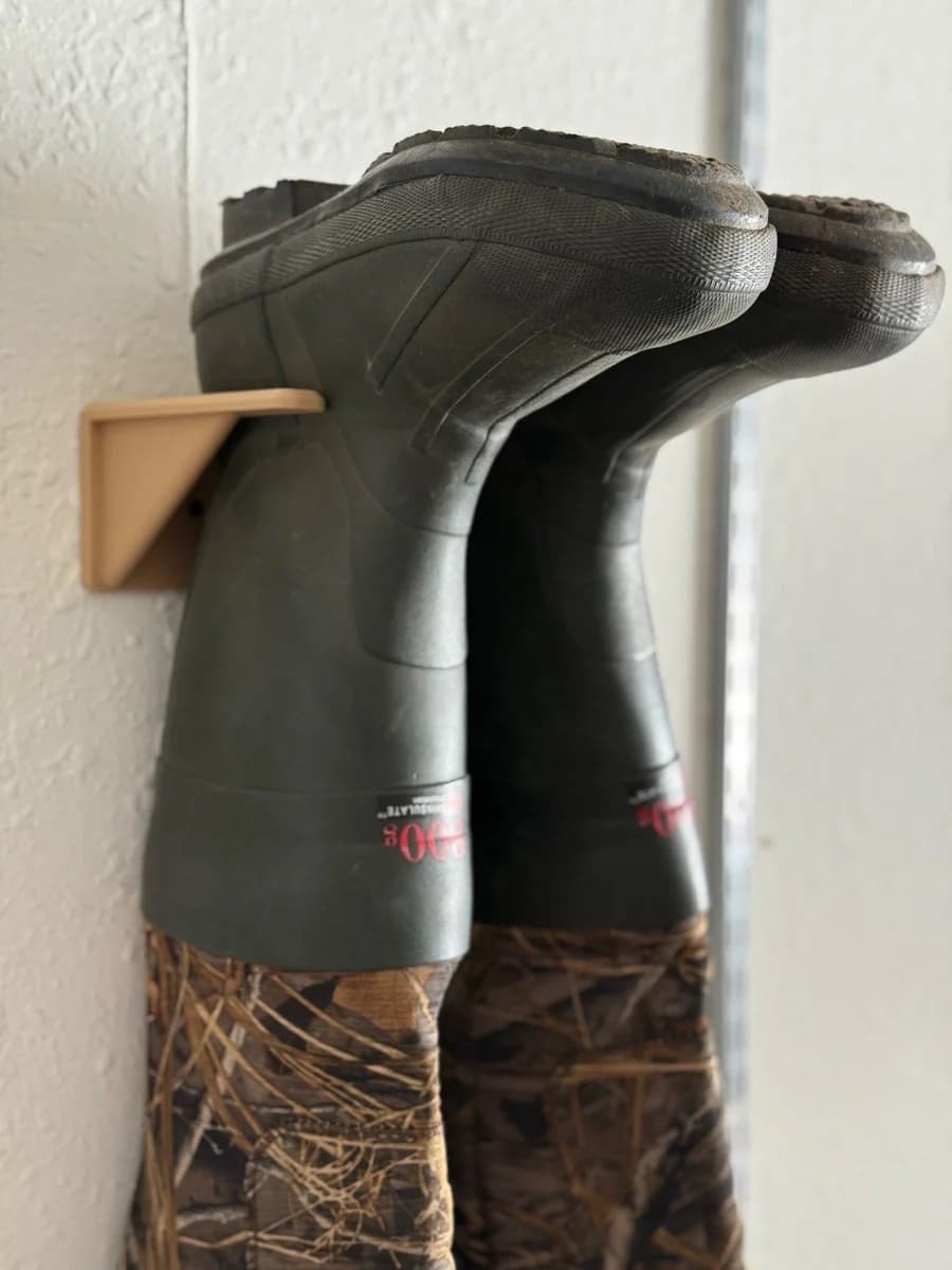 Wader Boot Hanger Wall Mount for Fishing Hunting Waders Wellies Rubber Boots