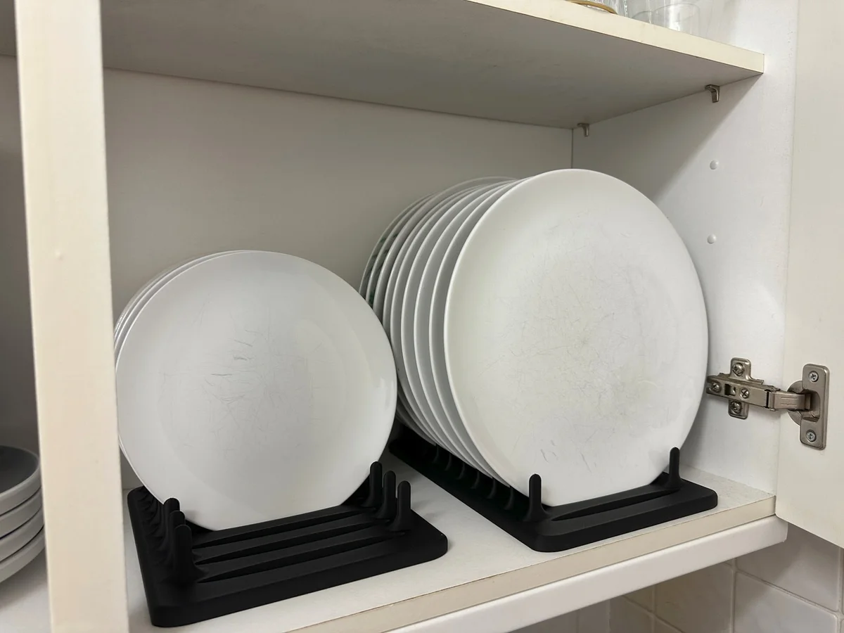 Vertical Dinner Plate Storage Stand for Kitchen Cupboard Organiser