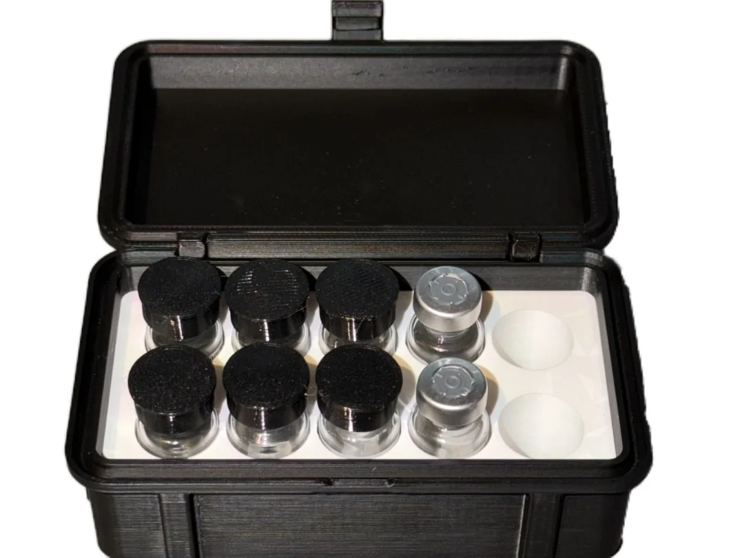 10-Slot Protective Case for 3ml Vials - Compact Storage