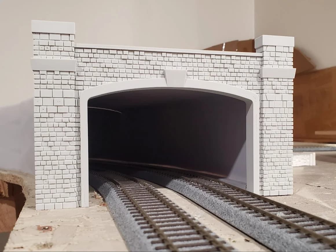 Model Railway Tunnel Portal V2 for Capistrano Creations Tunnel Scenery