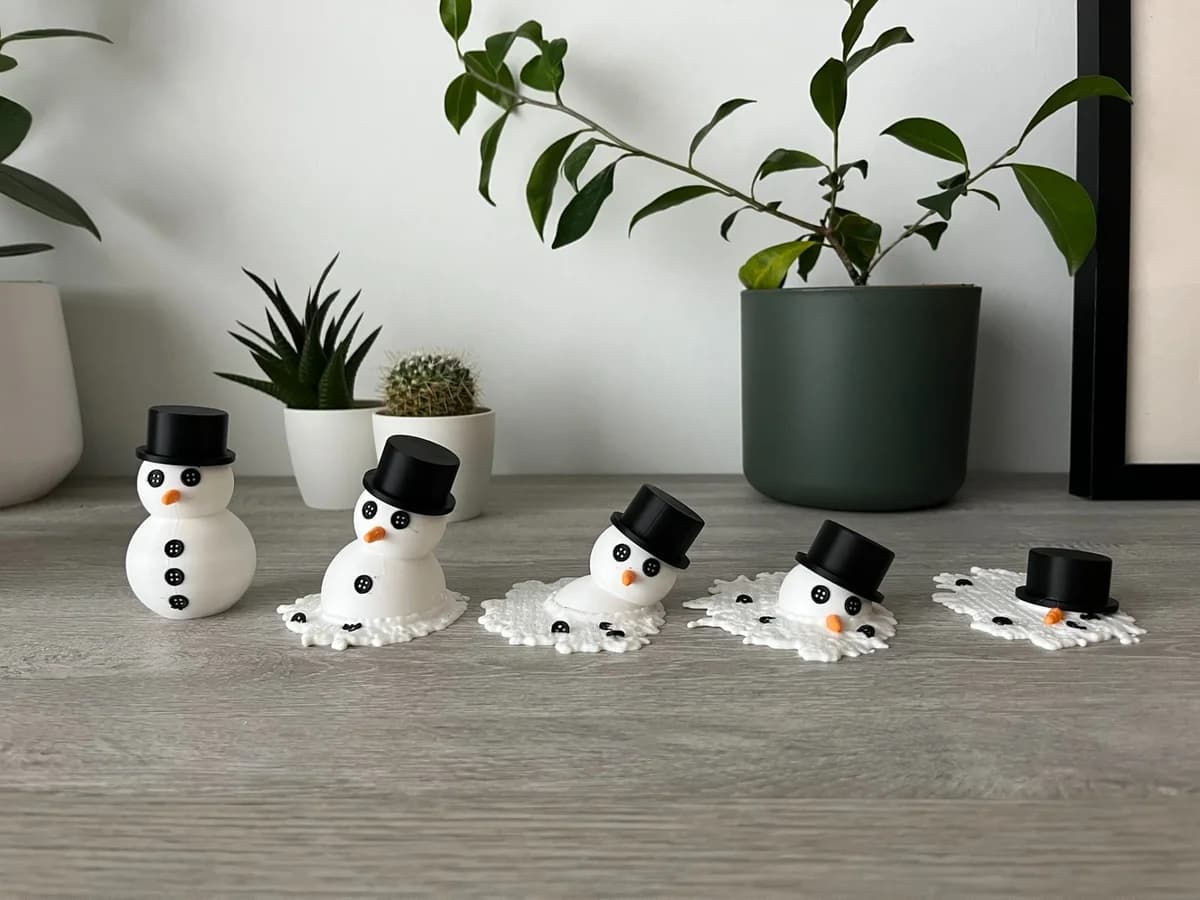 Melting Snowman Decoration for Christmas Table, Winter Display & Funny Gift